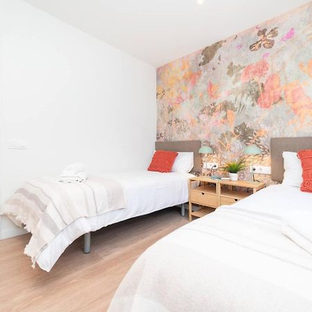 Soler Apartments Sant Adria de Besos Bagian luar foto