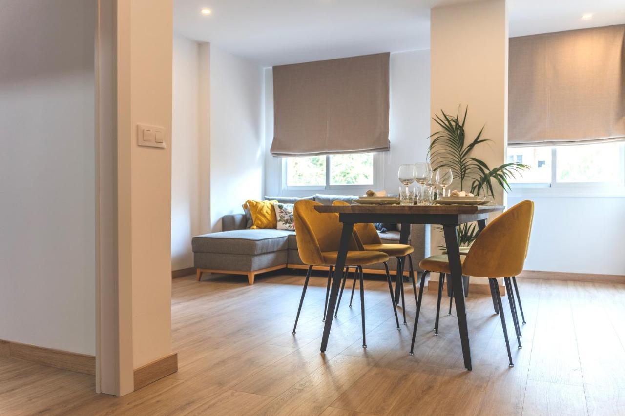 Soler Apartments Sant Adria de Besos Bagian luar foto