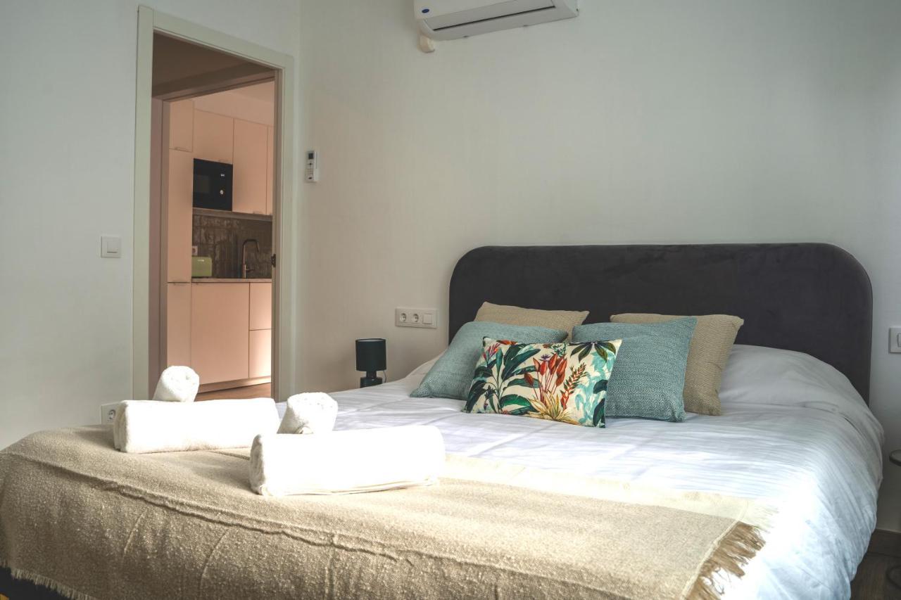 Soler Apartments Sant Adria de Besos Bagian luar foto