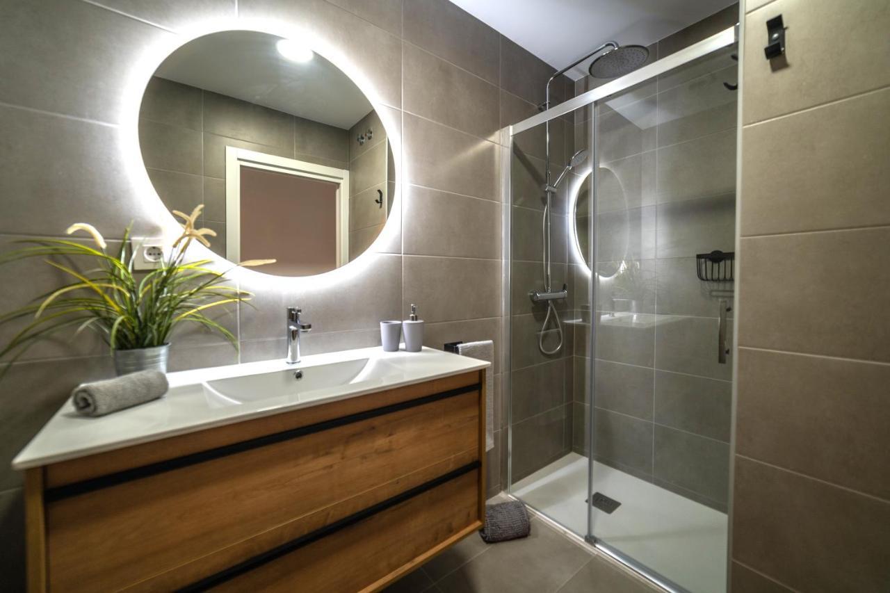 Soler Apartments Sant Adria de Besos Bagian luar foto
