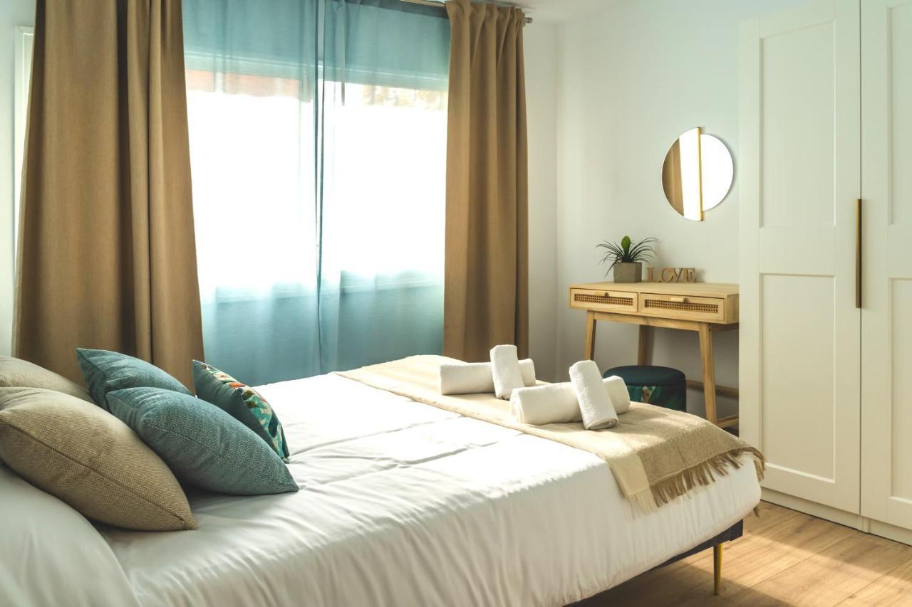 Soler Apartments Sant Adria de Besos Bagian luar foto