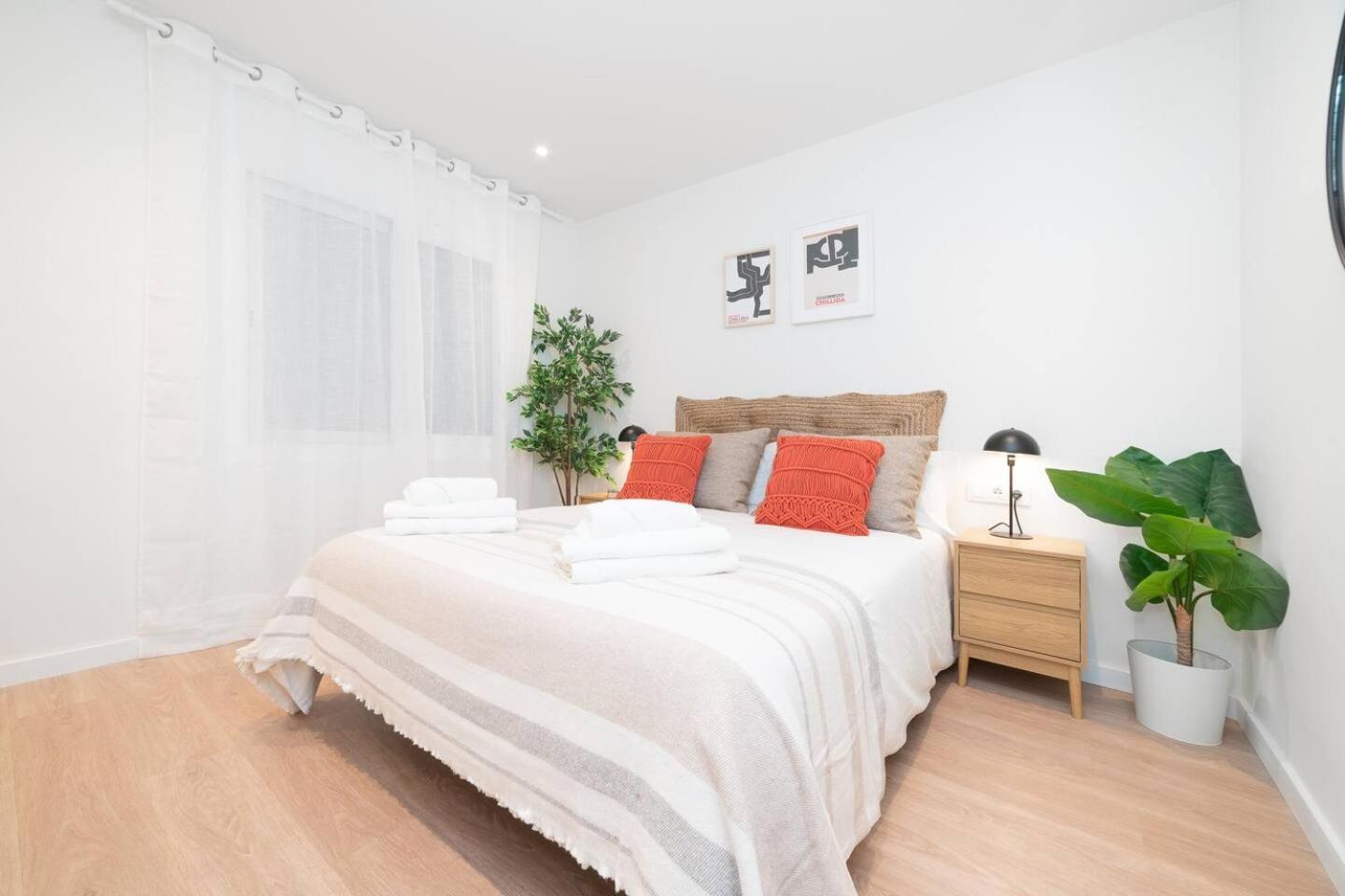 Soler Apartments Sant Adria de Besos Bagian luar foto