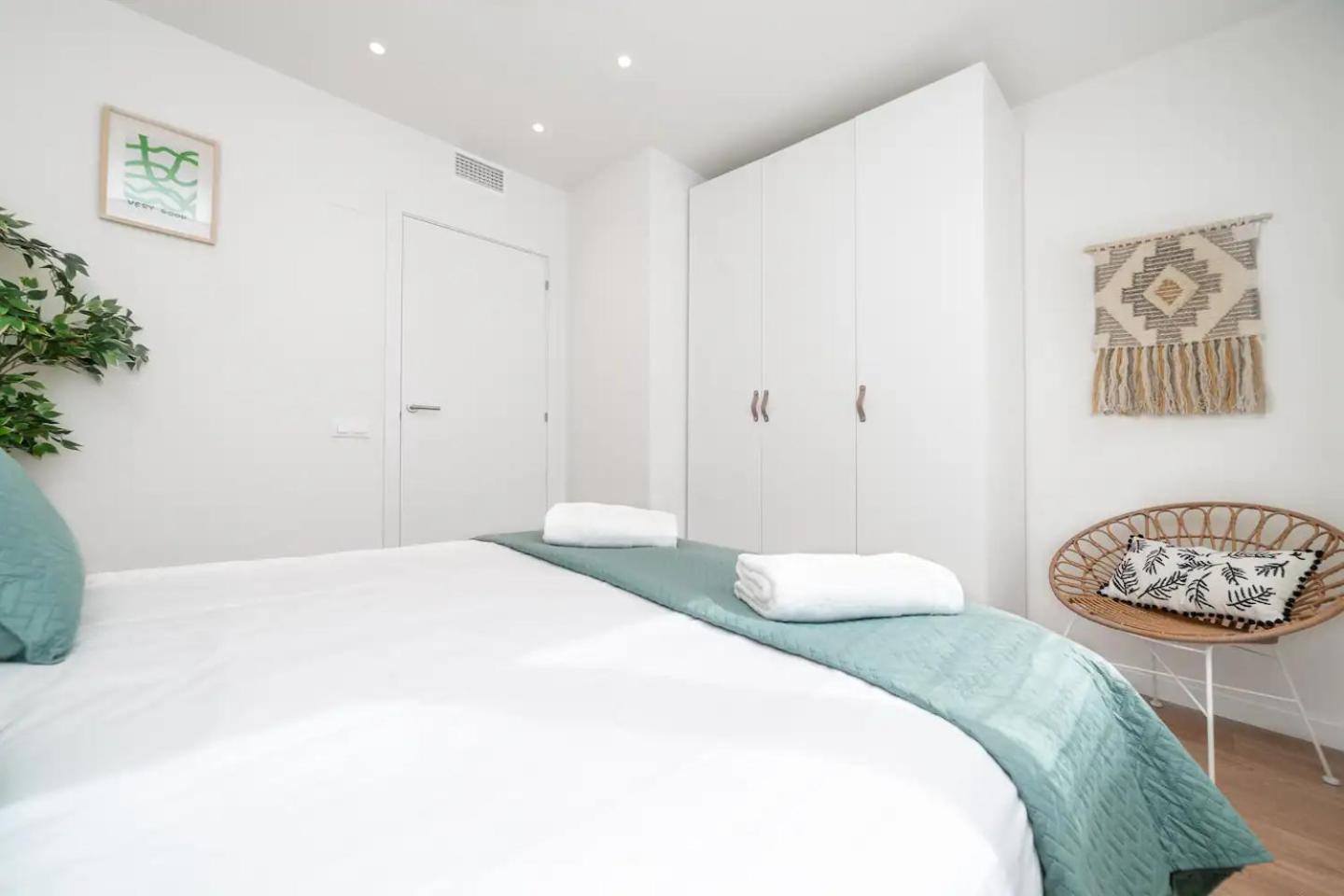Soler Apartments Sant Adria de Besos Bagian luar foto
